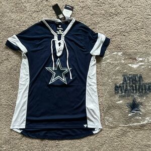 NWT Official Dallas Cowboys Fashion Jersey from AT&T Stadium. Size Medium